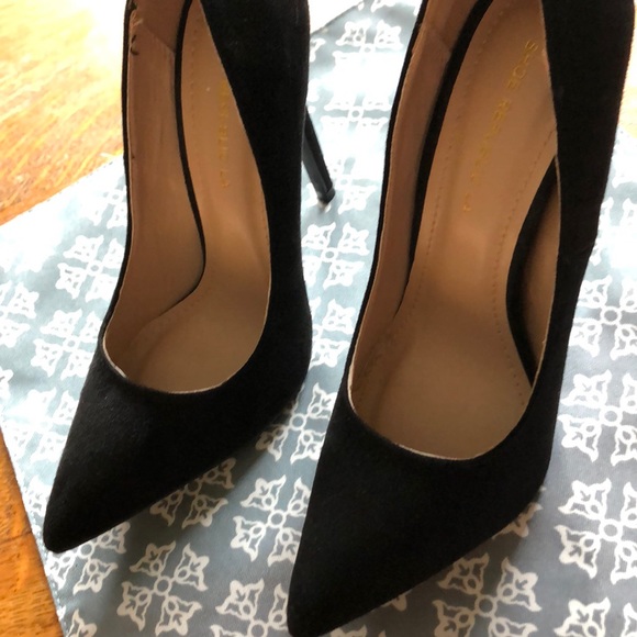 Shoe Republic LA black pumps heels sz 7.5! - Picture 3 of 8